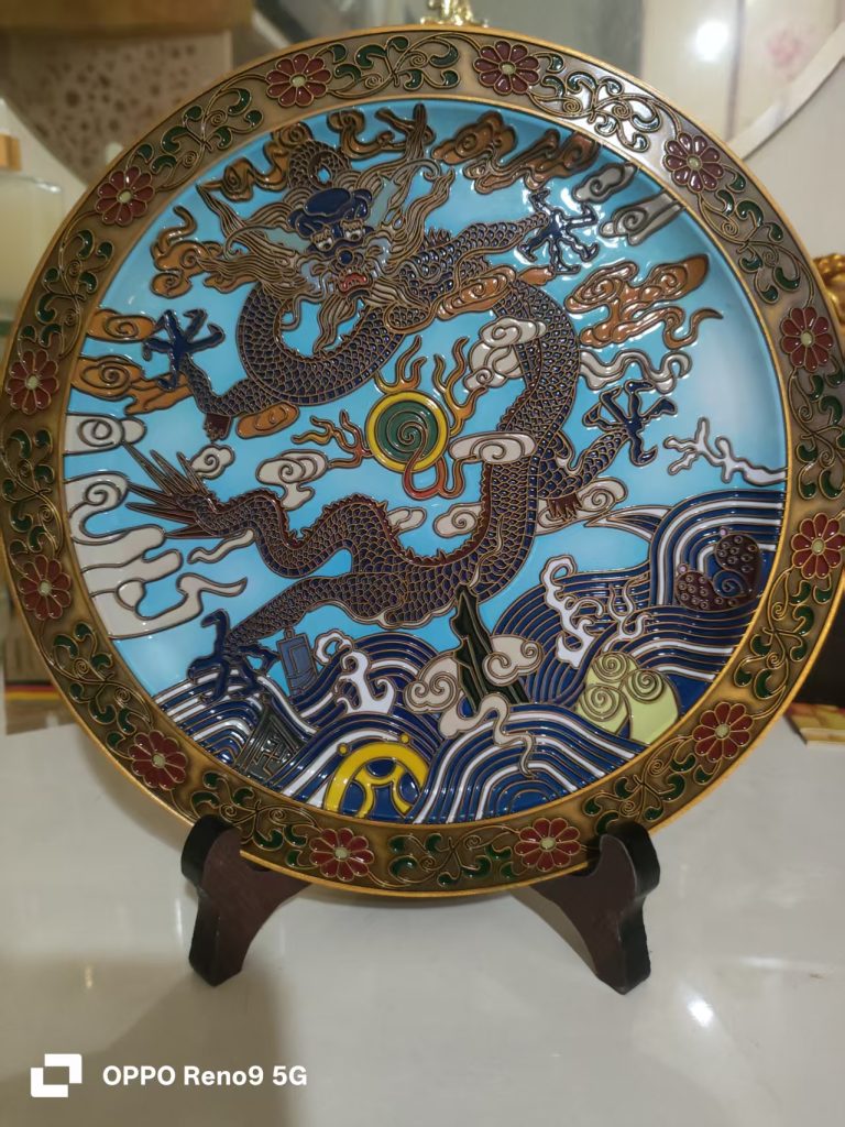 图片[1]-乾隆年制《景泰蓝掐丝珐琅云龙纹赏盘》-嘉城艺术交易平台