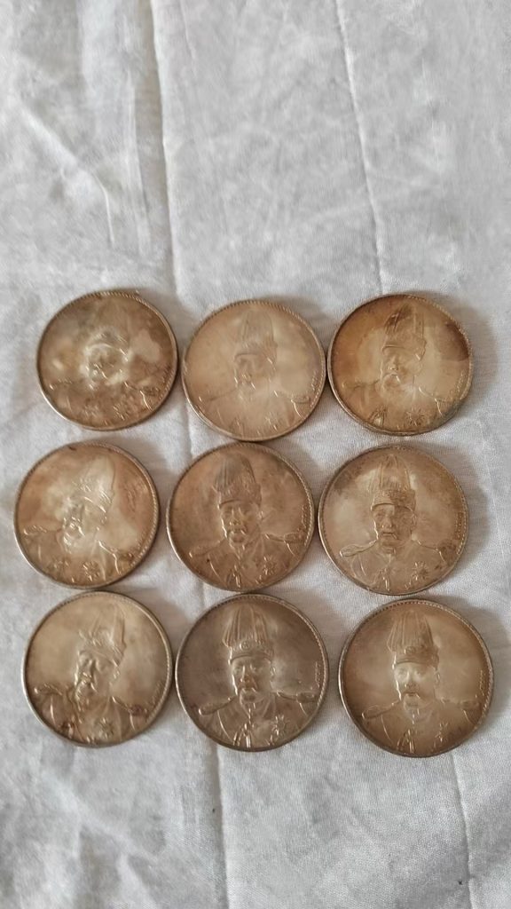 图片[1]-洪宪纪元，高帽飞龙黄油砂签字版-嘉城艺术交易平台