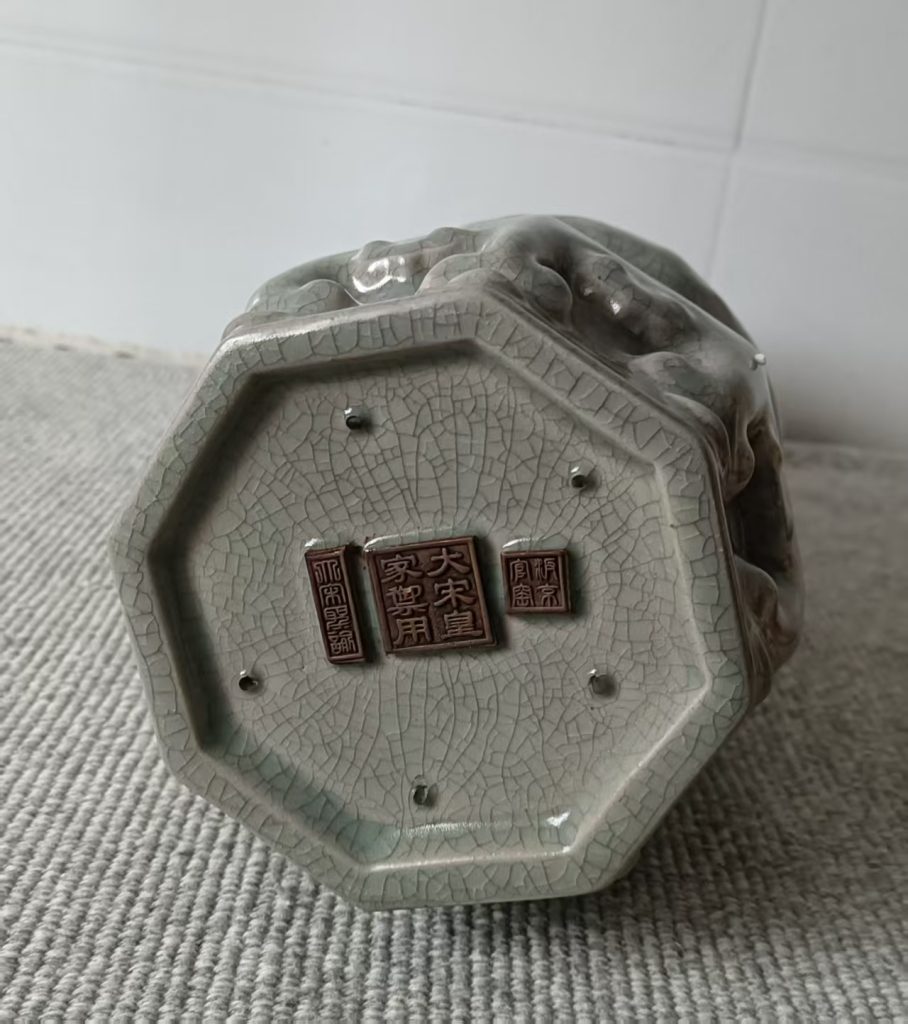 图片[2]-大宋汝窑《开片瓶》-嘉城艺术交易平台