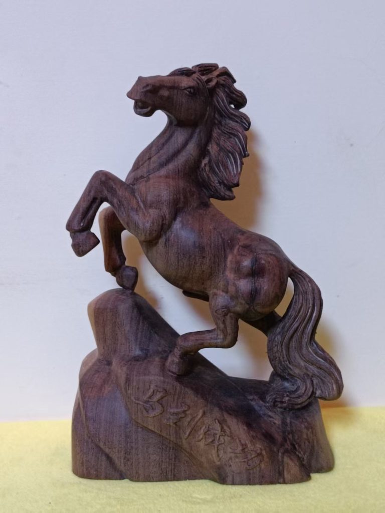 图片[1]-越南沉香木《马到成功》-嘉城艺术交易平台