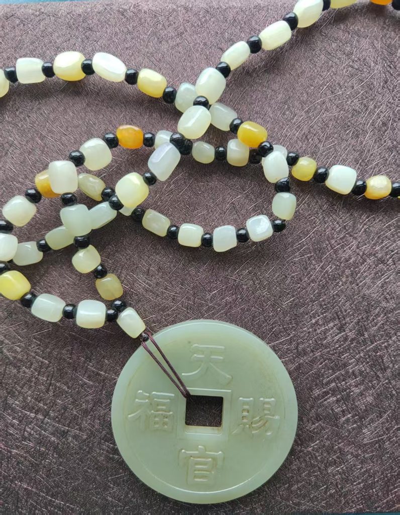 图片[1]-和田玉《双面天官赐福》-嘉城艺术交易平台