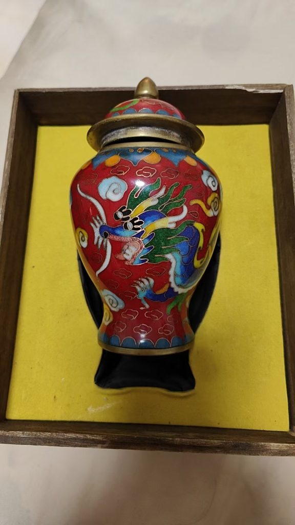 图片[1]-大宋皇家御用《掐丝珐琅龙纹赏瓶》-嘉城艺术交易平台