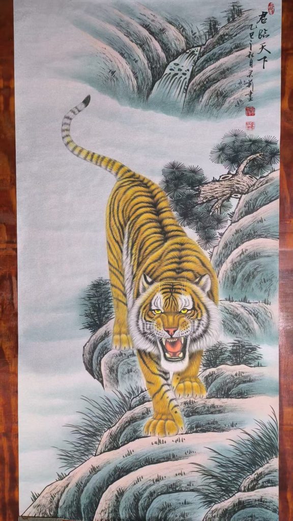 图片[1]-李灵莉《君临天下》-嘉城艺术交易平台