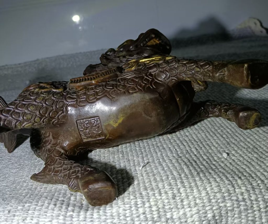 图片[2]-宣德年制《铜鎏金麒麟》一对-嘉城艺术交易平台