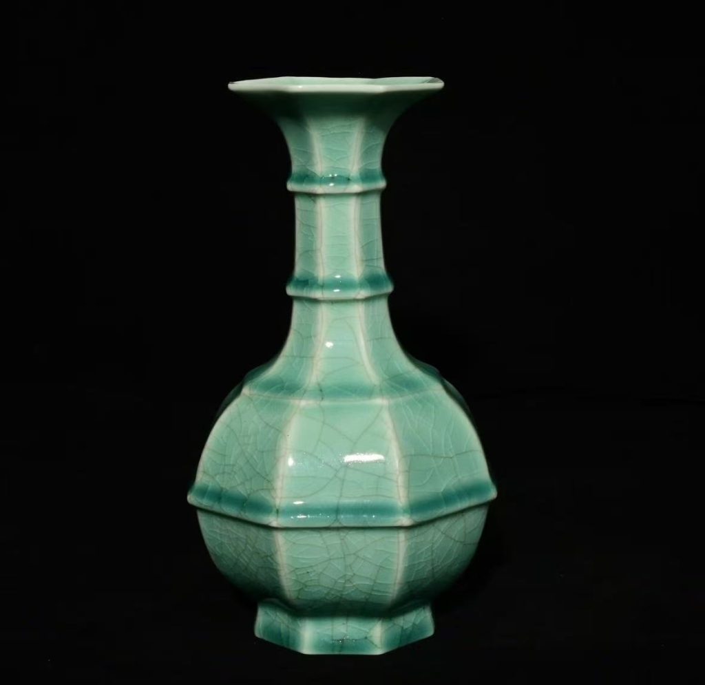 图片[1]-宋汝窑《透光瓷八方瓶》青龙寺御制款-嘉城艺术交易平台