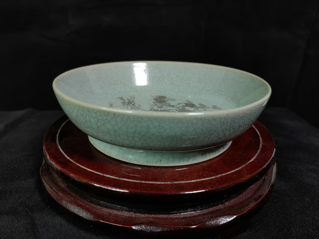 图片[1]-宋代《钧窑描金人物盘》奉华款-嘉城艺术交易平台