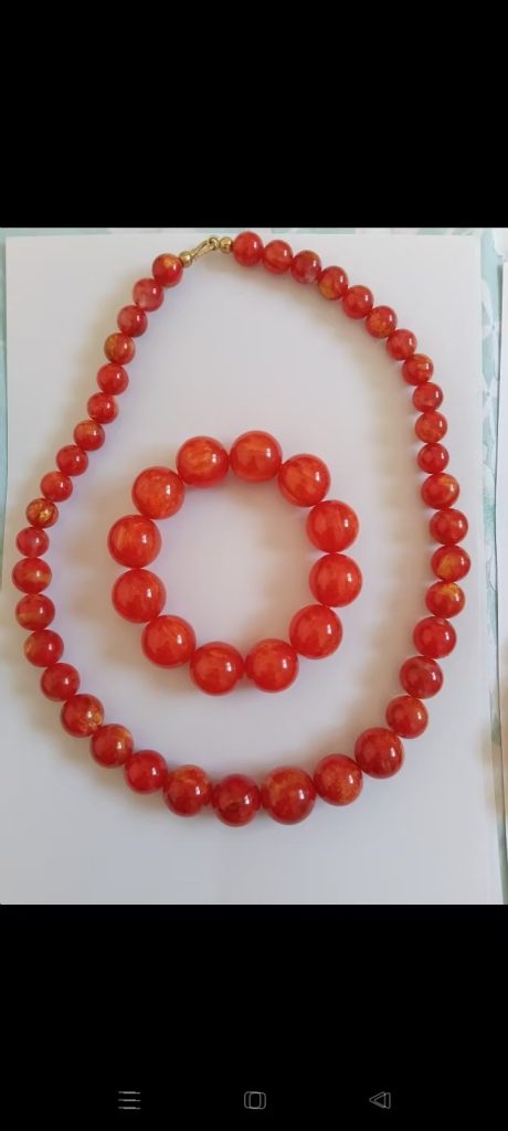 图片[1]-琥珀《项链、手串》-嘉城艺术交易平台