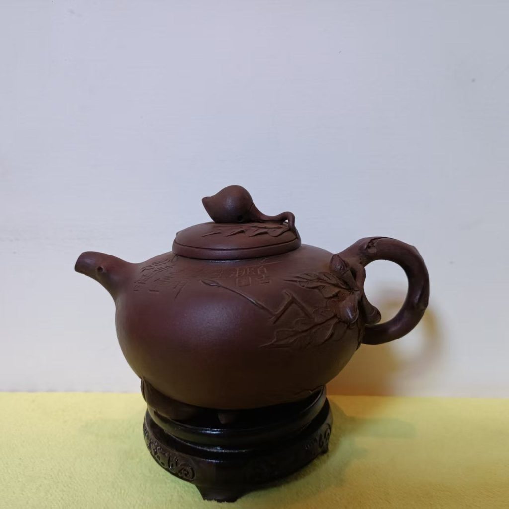 图片[1]-陈鸣远《紫砂壶》-嘉城艺术交易平台