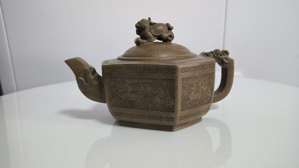 图片[1]-顾景舟《紫砂壶》-嘉城艺术交易平台