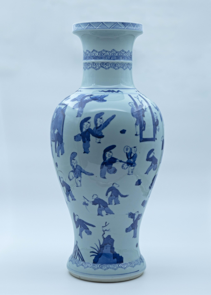 图片[2]-青花人物故事赏瓶-嘉城艺术交易平台