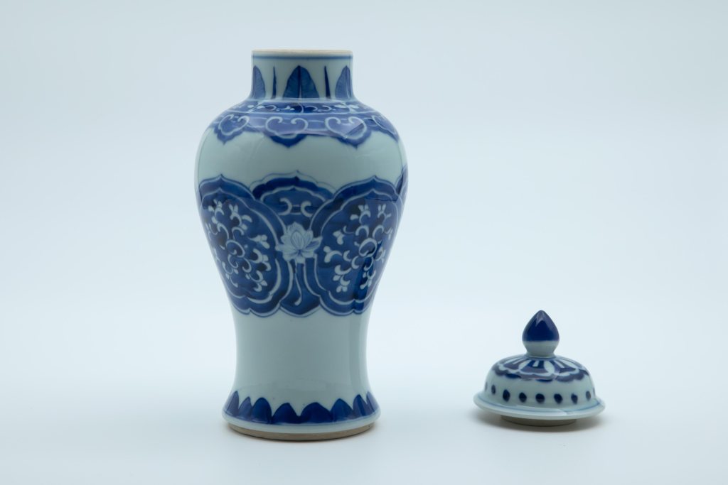 图片[3]-青花花卉赏瓶-嘉城艺术交易平台