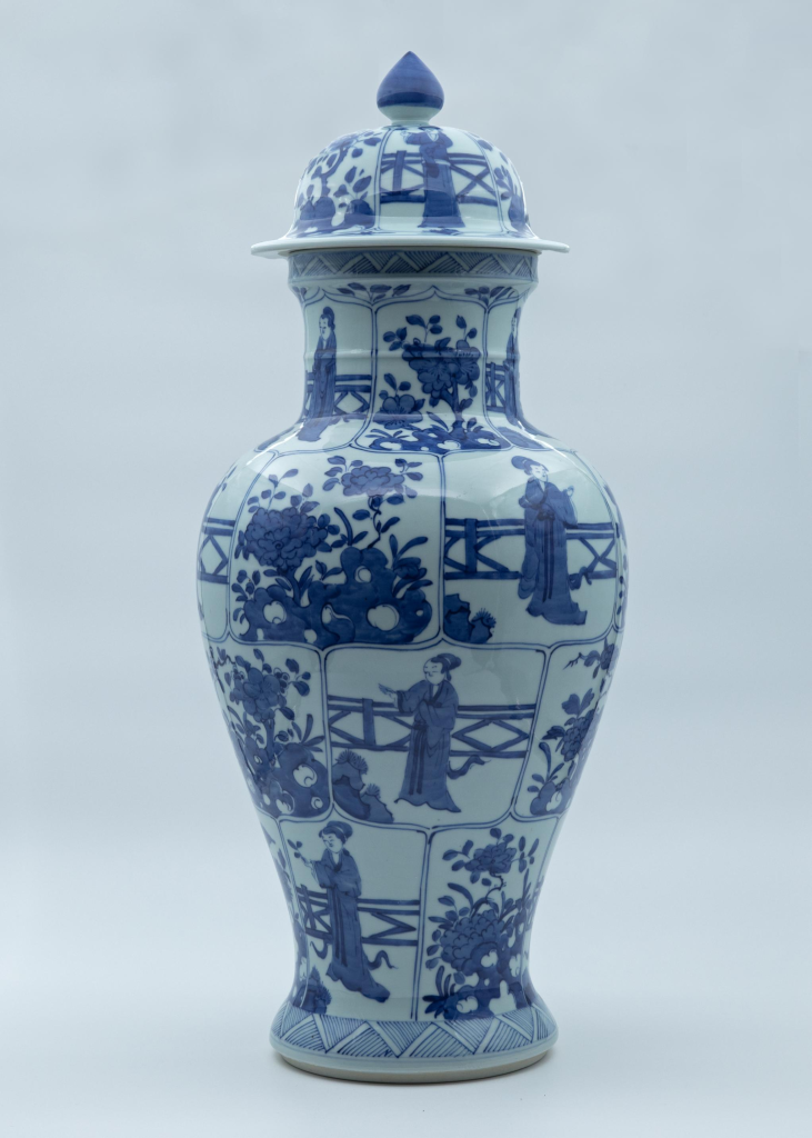 图片[1]-青花开光人物长颈将军罐-嘉城艺术交易平台