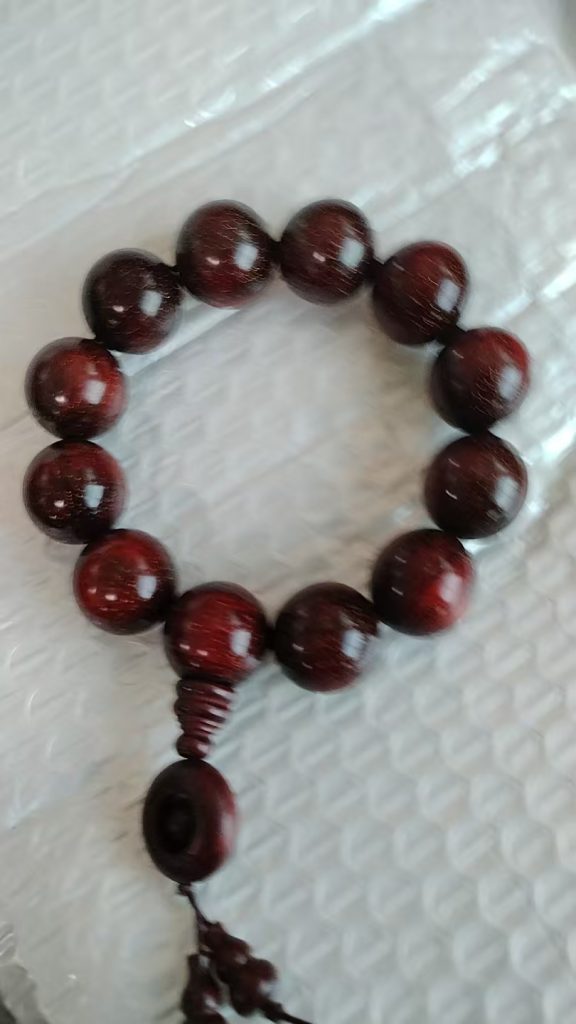 图片[1]-小叶紫檀《手串》-嘉城艺术交易平台