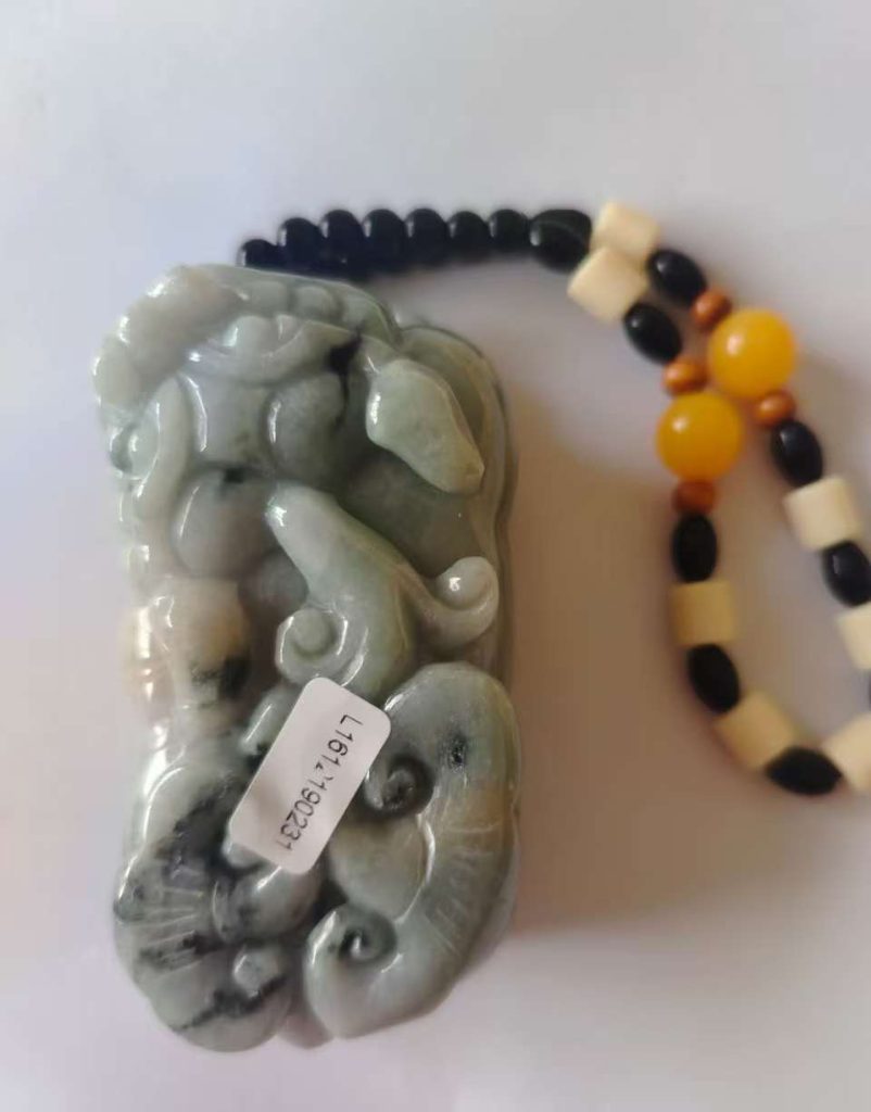 图片[1]-翡翠《花雕貔貅》-嘉城艺术交易平台