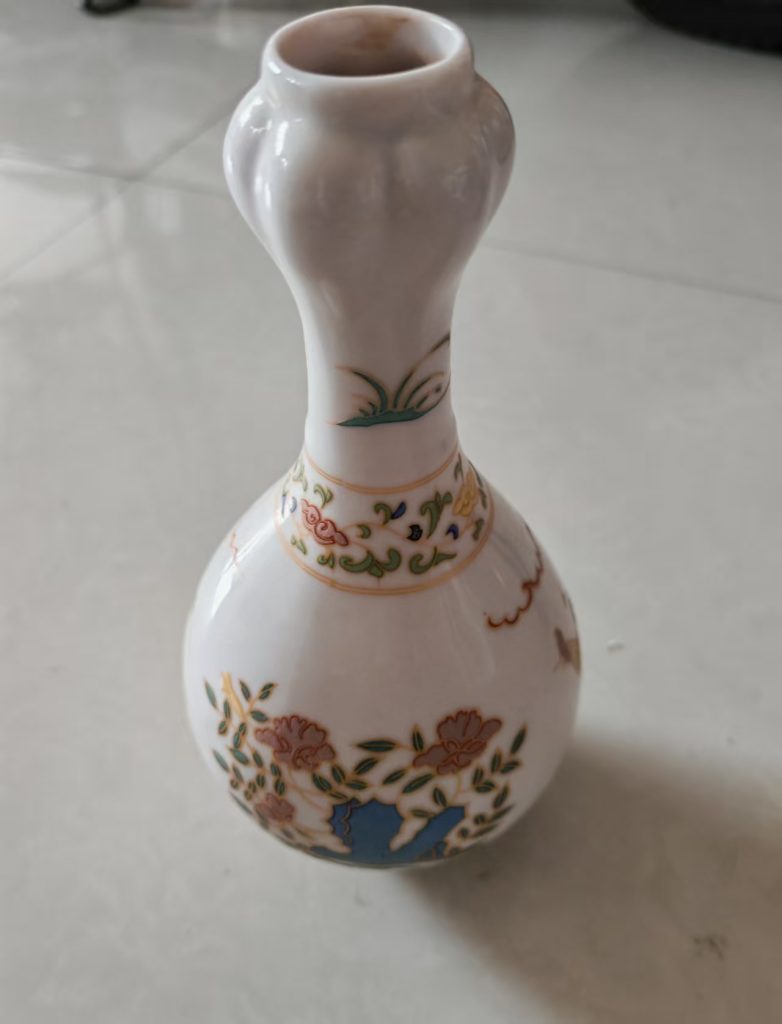 图片[1]-成化年制《描金花鸟纹蒜头瓶》-嘉城艺术交易平台