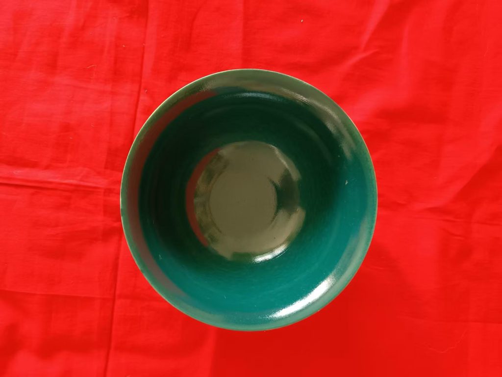 图片[2]-雍正年制《紫地绿彩缠枝花卉纹大碗》-嘉城艺术交易平台