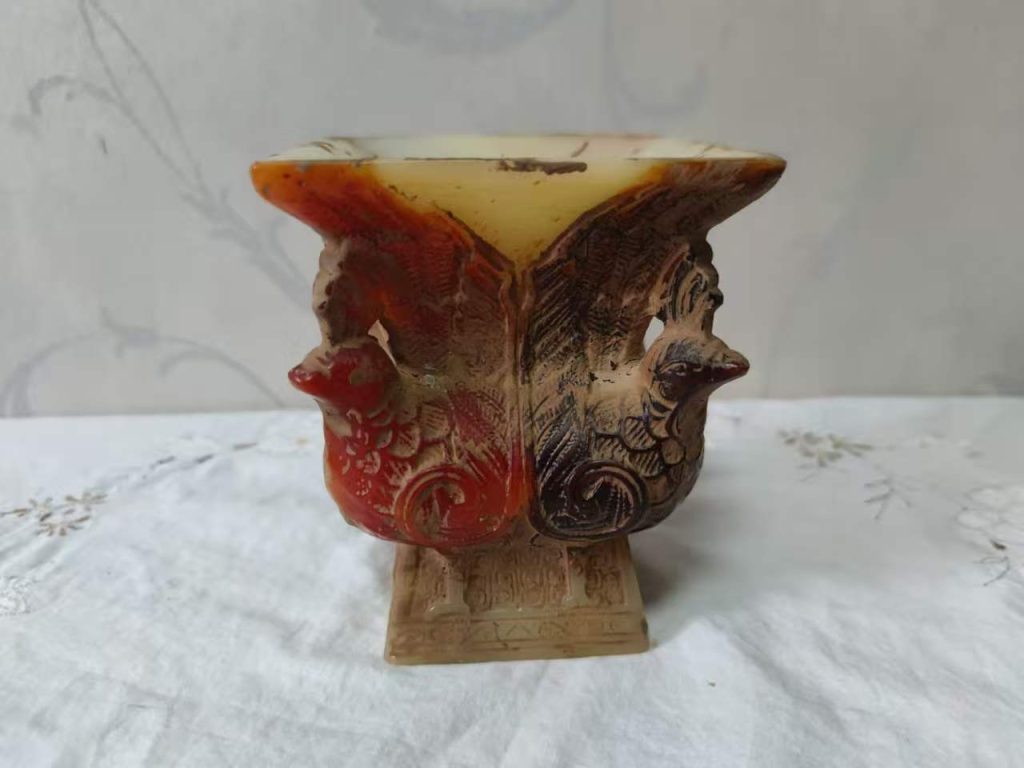 图片[1]-双凤方尊-嘉城艺术交易平台