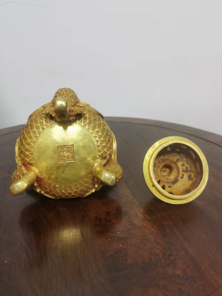 图片[2]-乾隆年制《鎏金三足凤熏香炉》-嘉城艺术交易平台