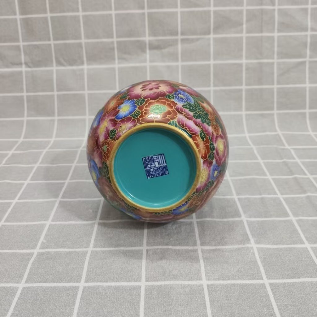 图片[2]-乾隆年制《粉彩描金万花葫芦瓶》-嘉城艺术交易平台