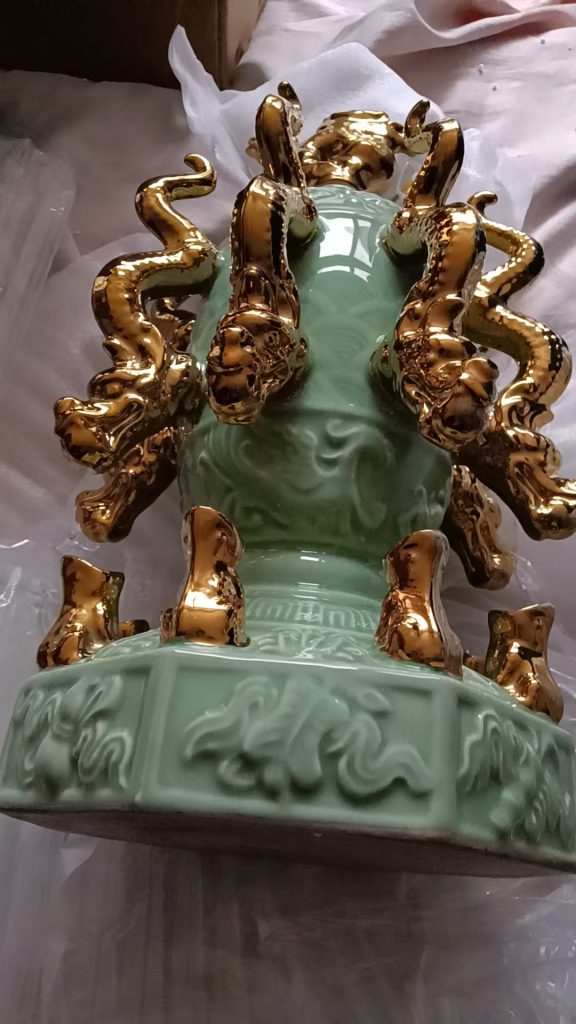 图片[3]-青釉描金九龙地动仪摆件-嘉城艺术交易平台