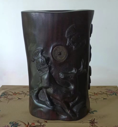 图片[1]-紫檀笔筒-嘉城艺术交易平台