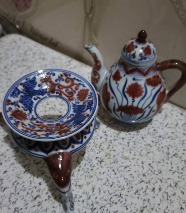 图片[1]-宣德年制《青花釉里红鱼藻纹梨形壶》（带三足承盘）-嘉城艺术交易平台