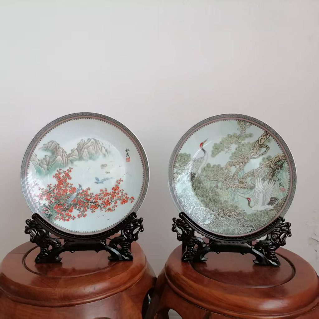 图片[1]-张松茂、徐亚凤《山水花鸟赏盘》-嘉城艺术交易平台