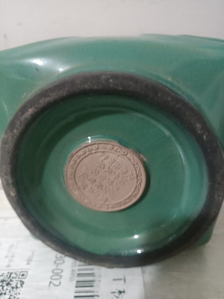 图片[2]-宋徽宗御制《哥窑釉四方琮式瓶》-嘉城艺术交易平台