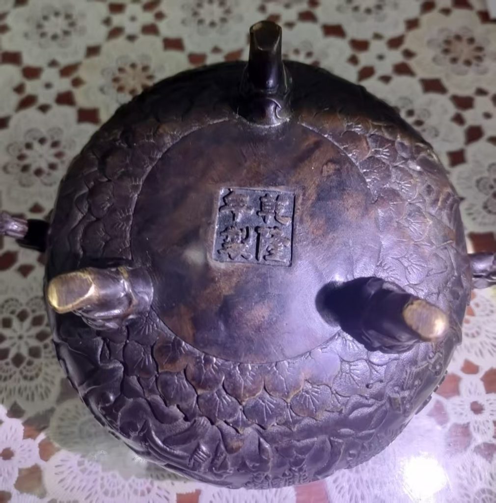 图片[2]-乾隆年制《嵌宝铜香炉》-嘉城艺术交易平台