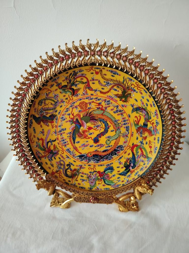 图片[1]-乾隆年制《珐琅彩九凤纹镶边瓷盘》-嘉城艺术交易平台